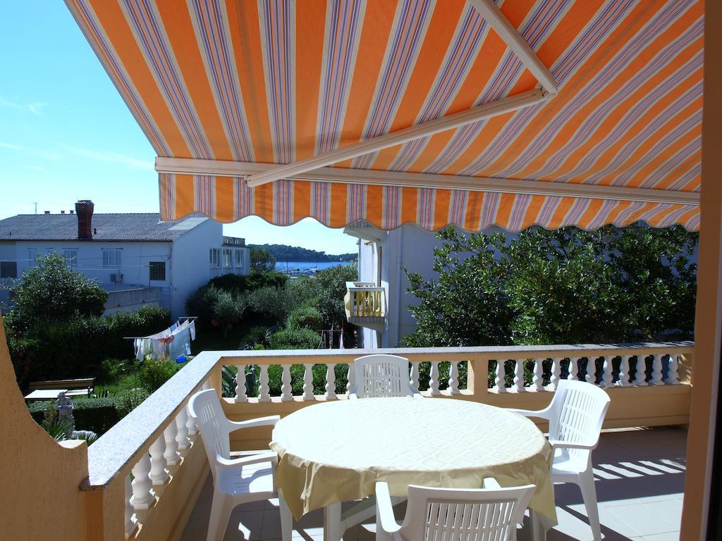 Guest House Sandra Rab Town Room photo